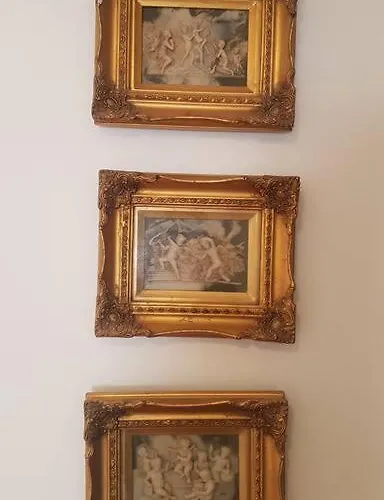 Apartament Writer's In An Unique District *